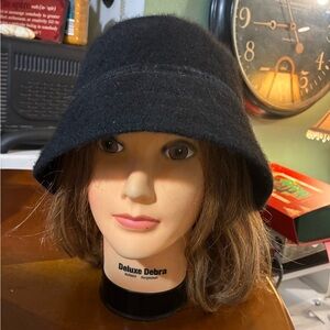 Gap black angora bucket hat-S/M mint!